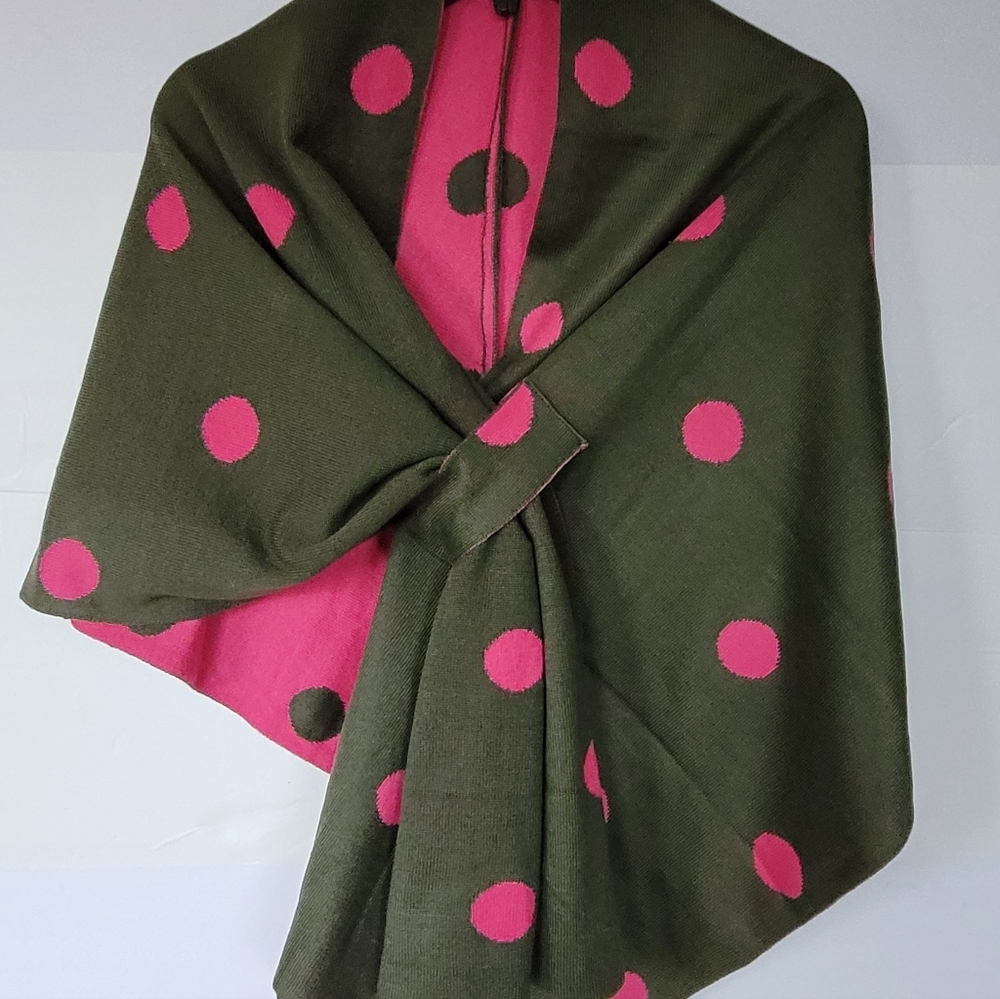 TOP IT OFF Chic Olive and Pink Polka Dot Women's Cape Size OS - Picture 3 of 4